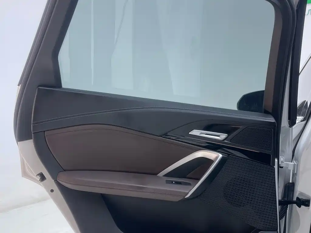 BMW X1 2025 — фото 19