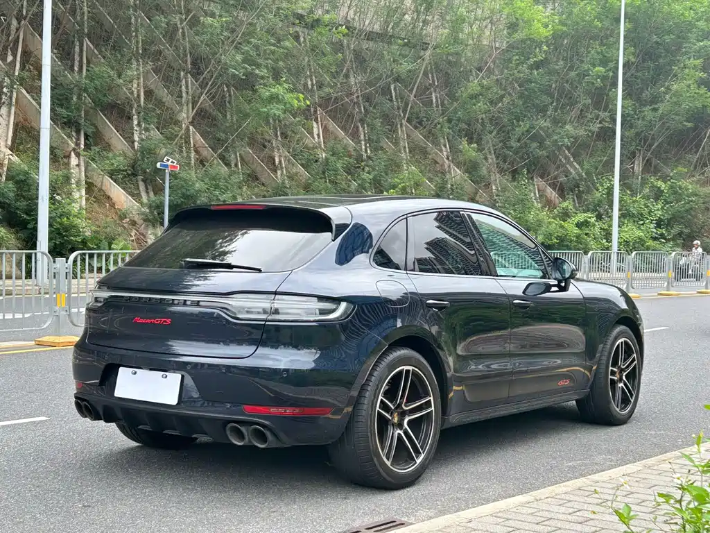 Porsche Macan 2020 — фото 6