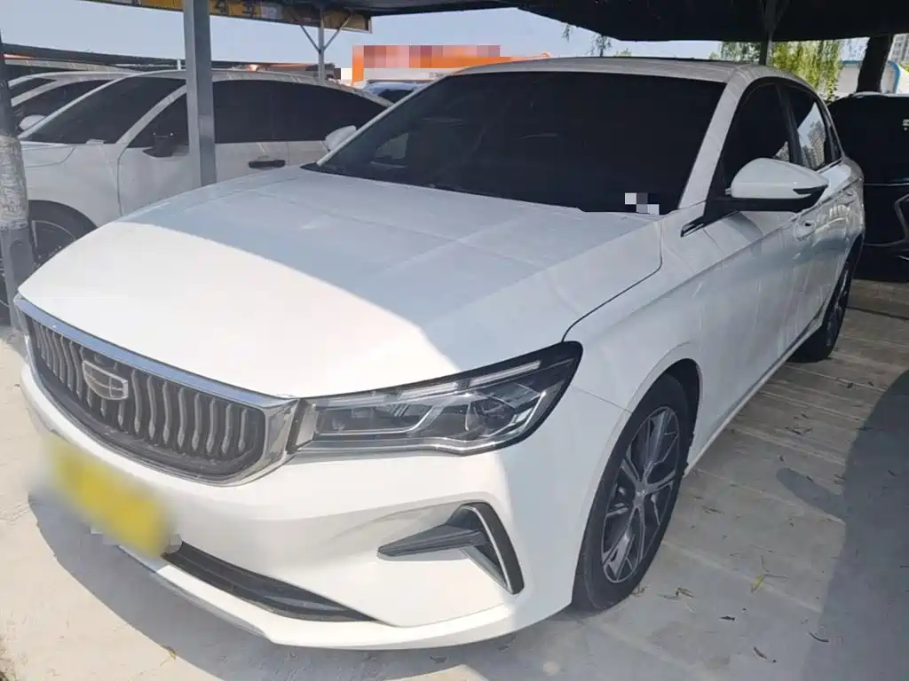 Geely Emgrand 2023