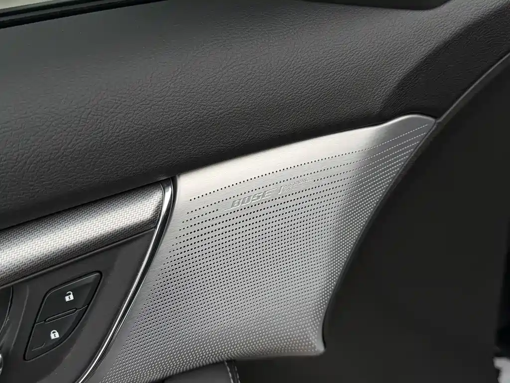 Cadillac CT5 2022 — фото 13