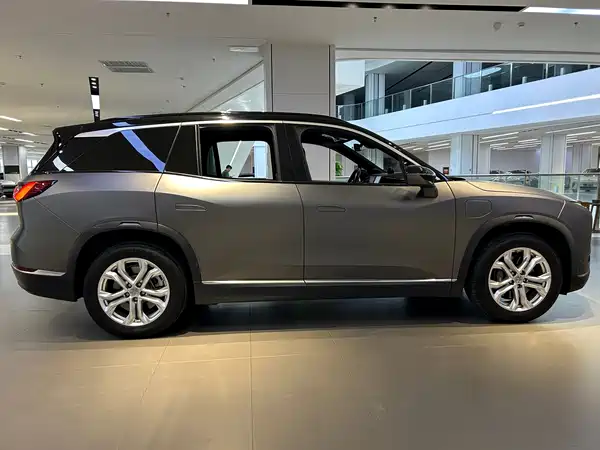 NIO ES8 2022