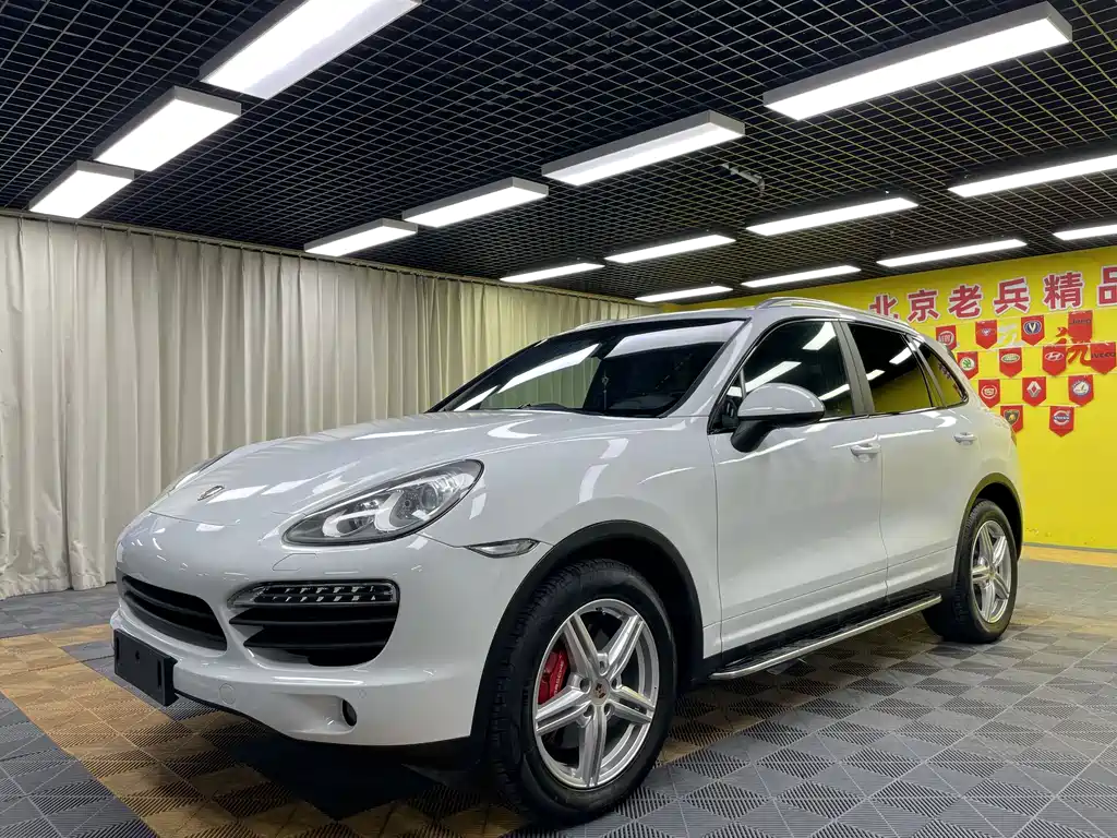 Porsche Cayenne 2013 — фото 1