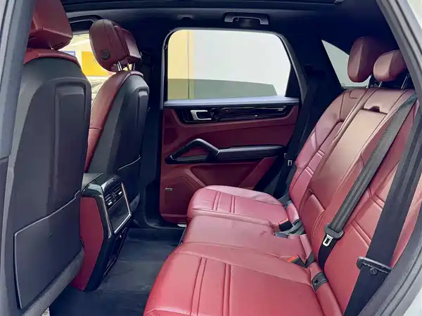 Porsche Cayenne New Energy 2021