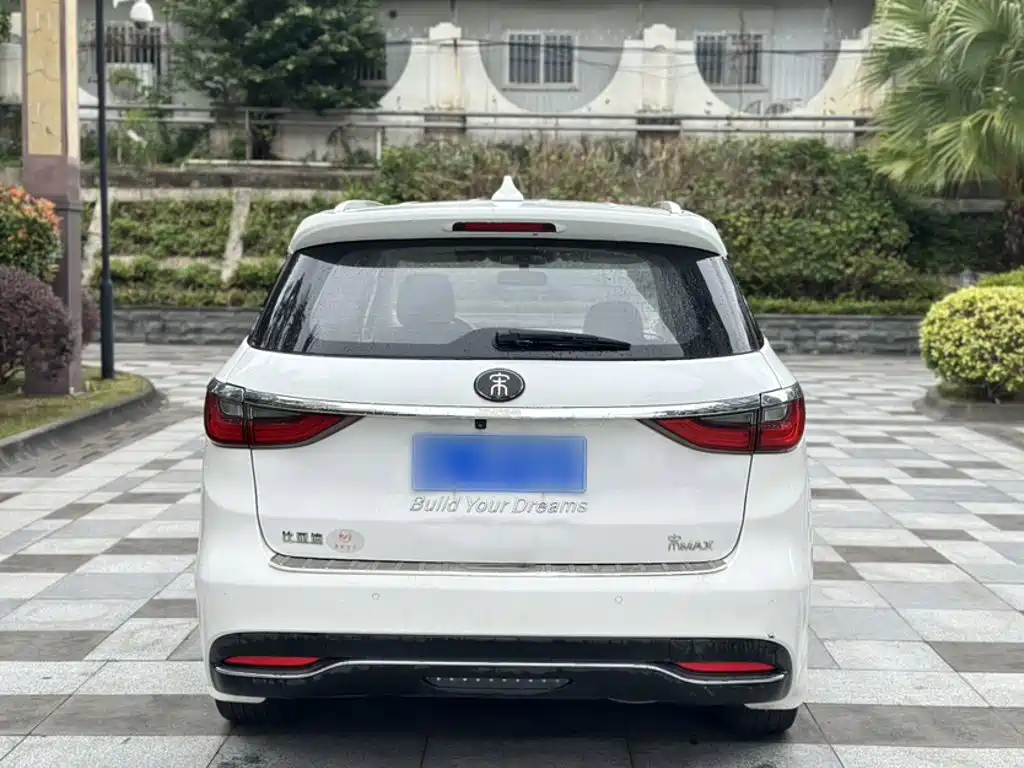 BYD Song MAX 2018 — фото 21