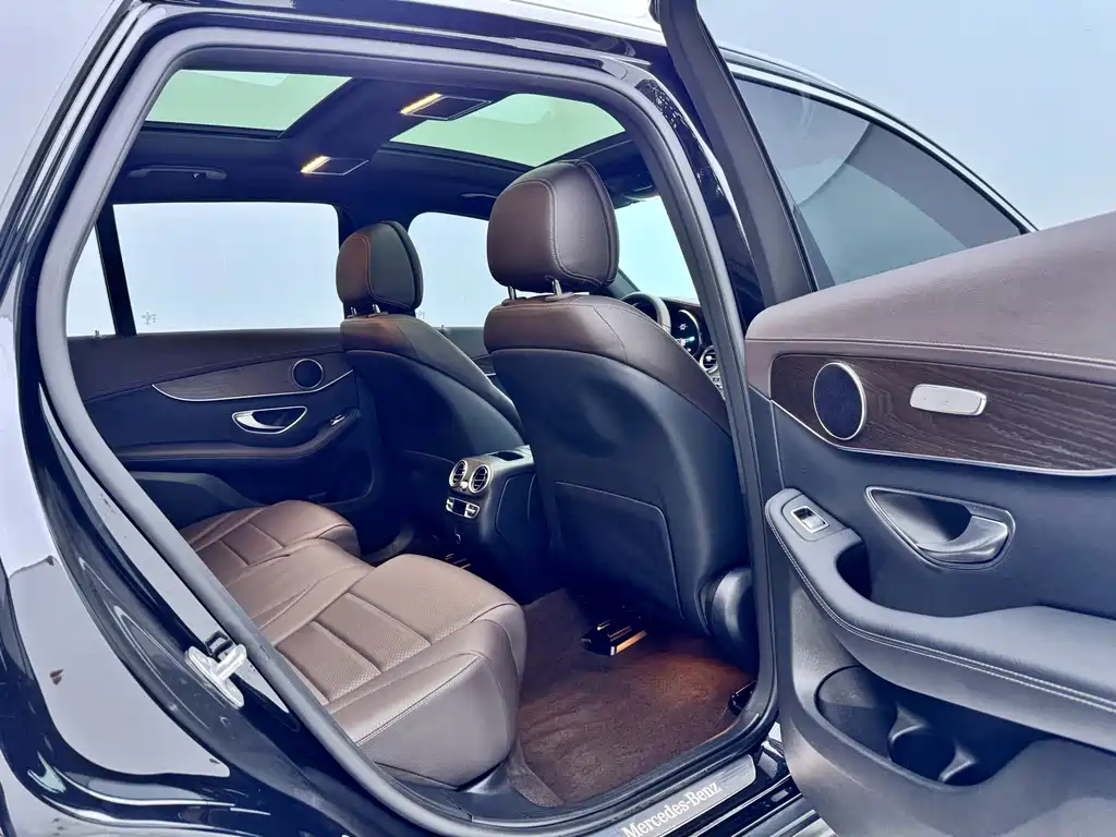 Mercedes-Benz GLC 2021 — фото 7