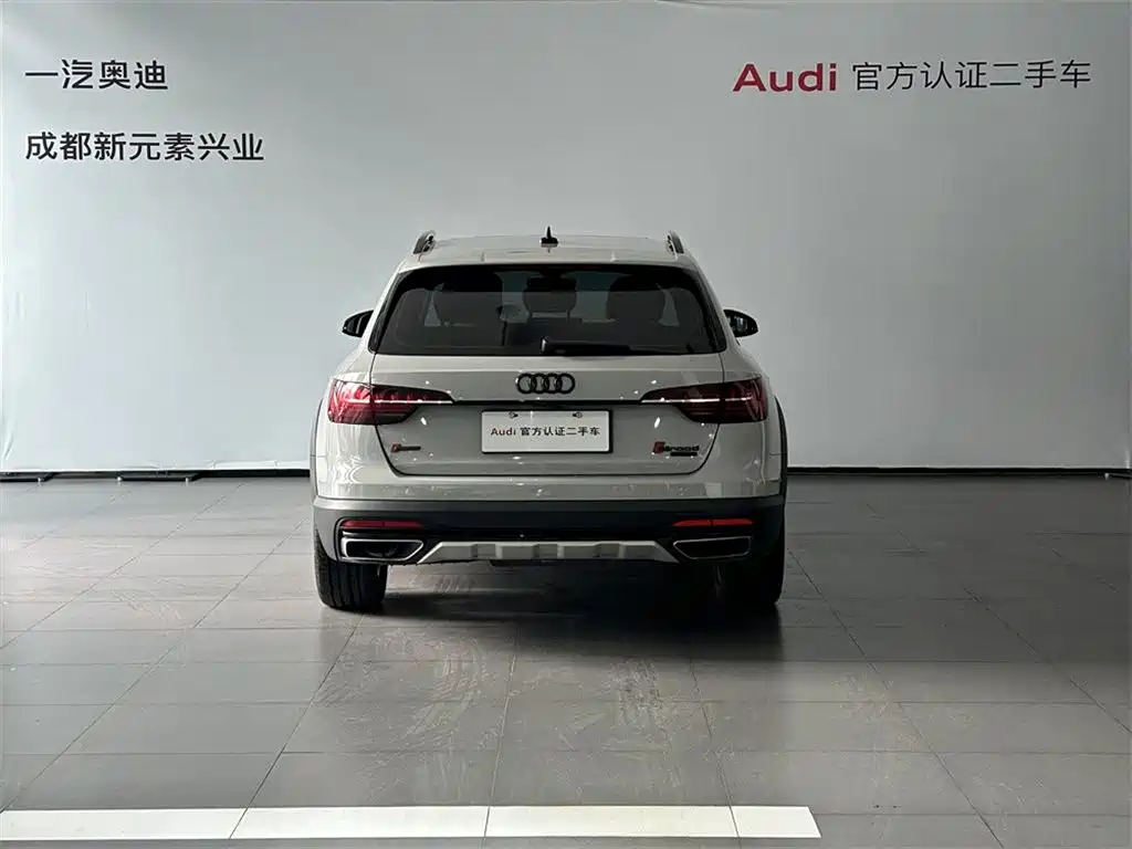 Audi A4 2023 — фото 5