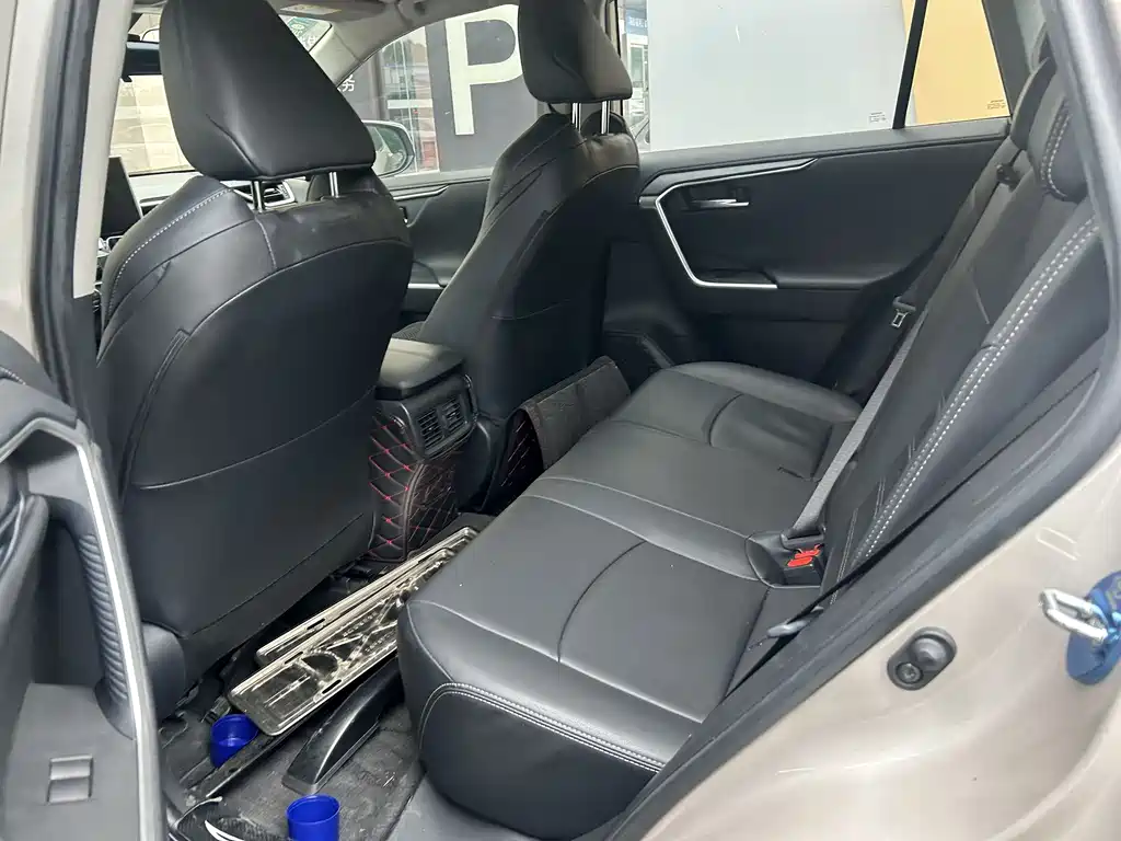 Toyota Wildlander 2021 — фото 14