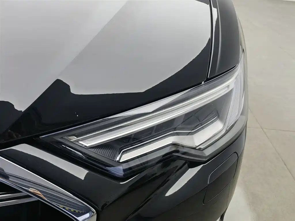 Audi A6L 2023 — фото 7