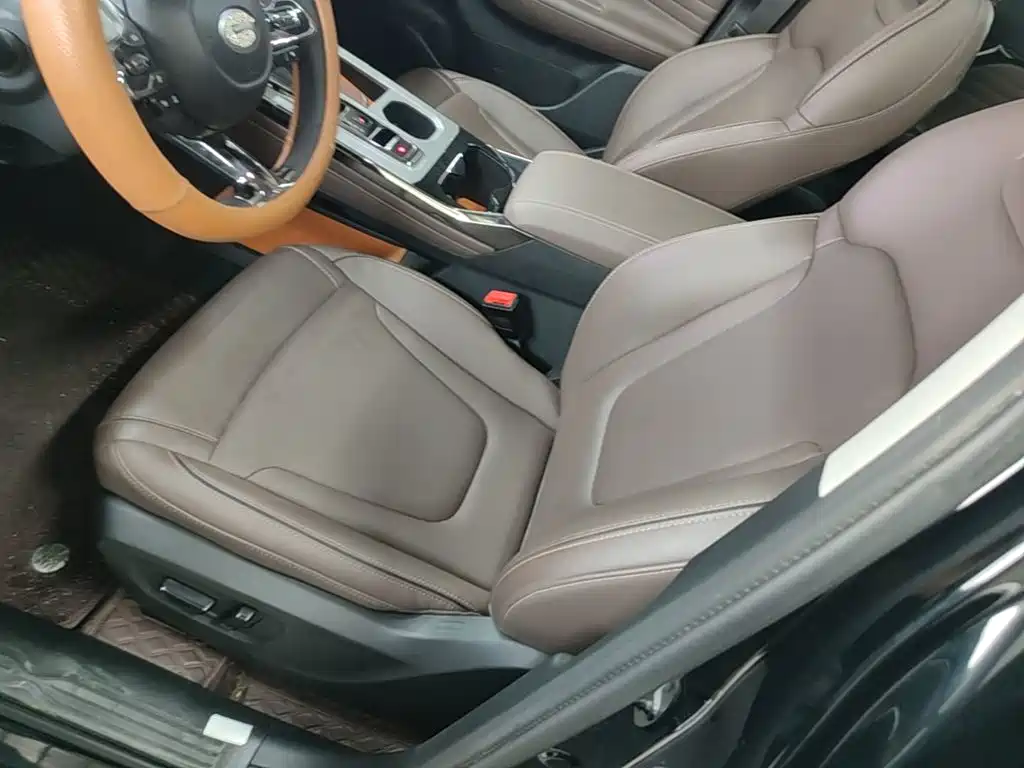 GAC Trumpchi GS4 2024 — фото 15