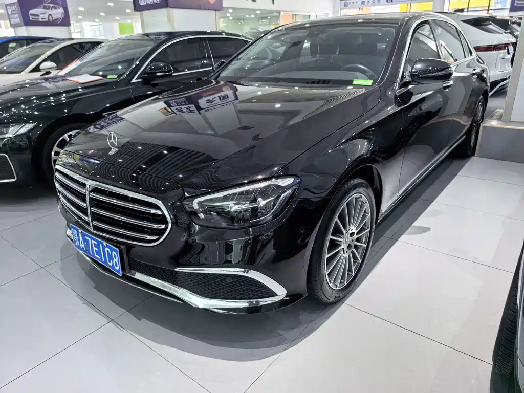 Mercedes-Benz E-Class 2023