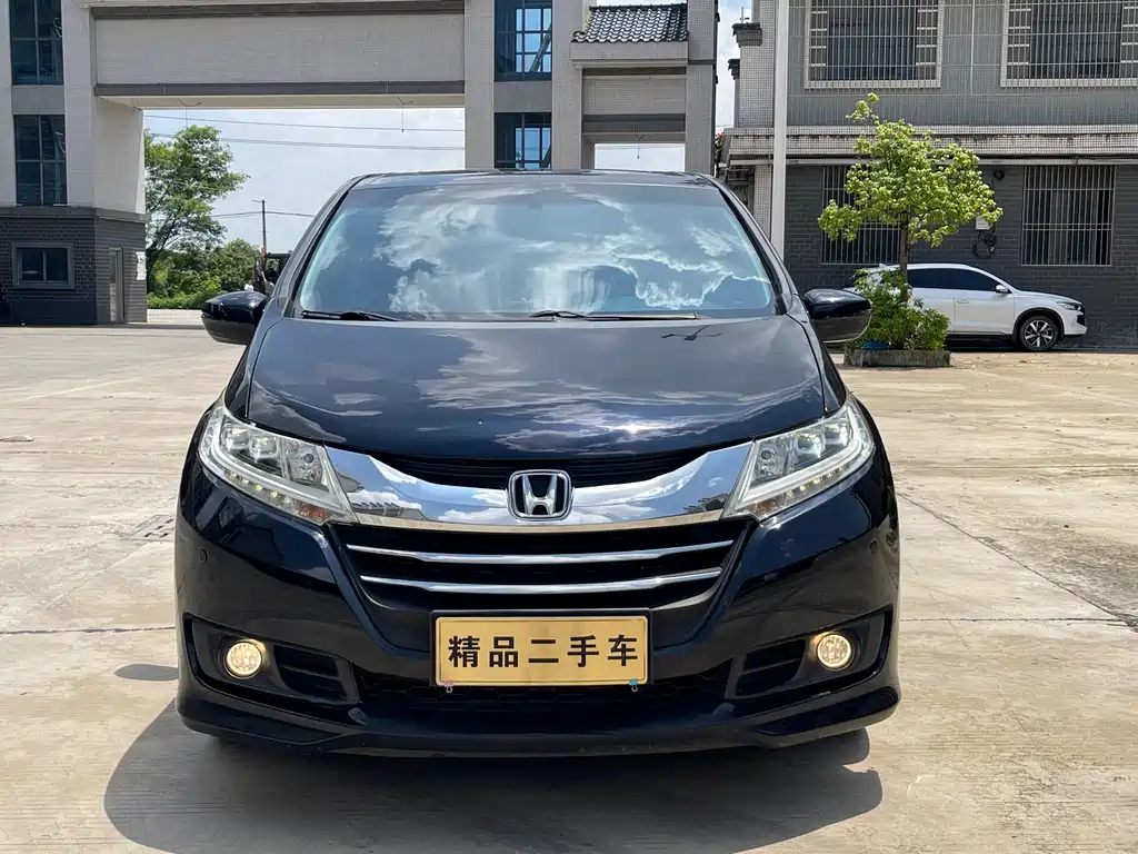 Honda Odyssey 2017 — фото 2
