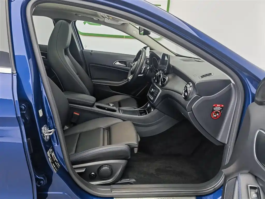 Mercedes-Benz GLA 2019 — фото 23