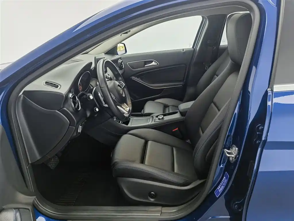 Mercedes-Benz GLA 2019 — фото 10