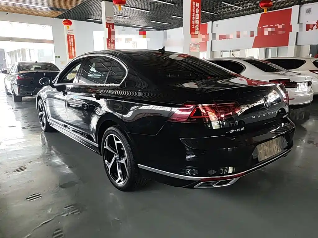Volkswagen Magotan 2024
