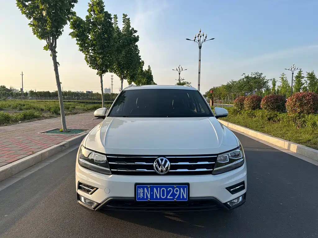 Volkswagen Tiguan L 2019 — фото 3