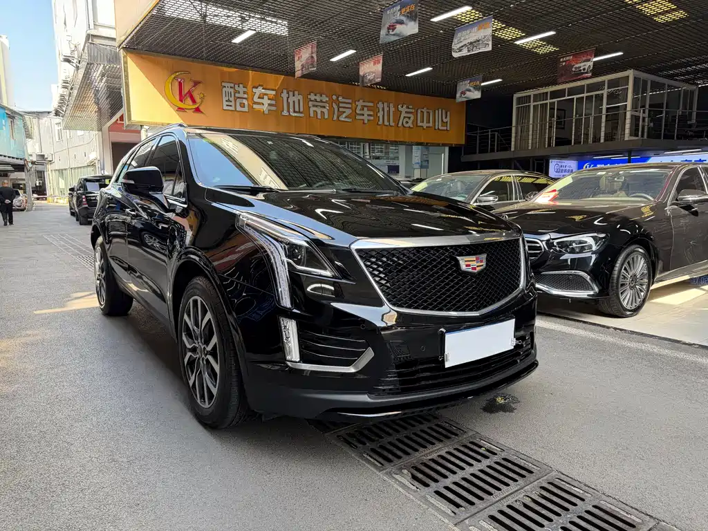 Cadillac XT5 2021 — фото 3
