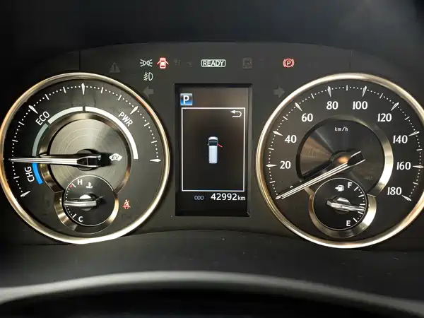 Lexus LM 2020
