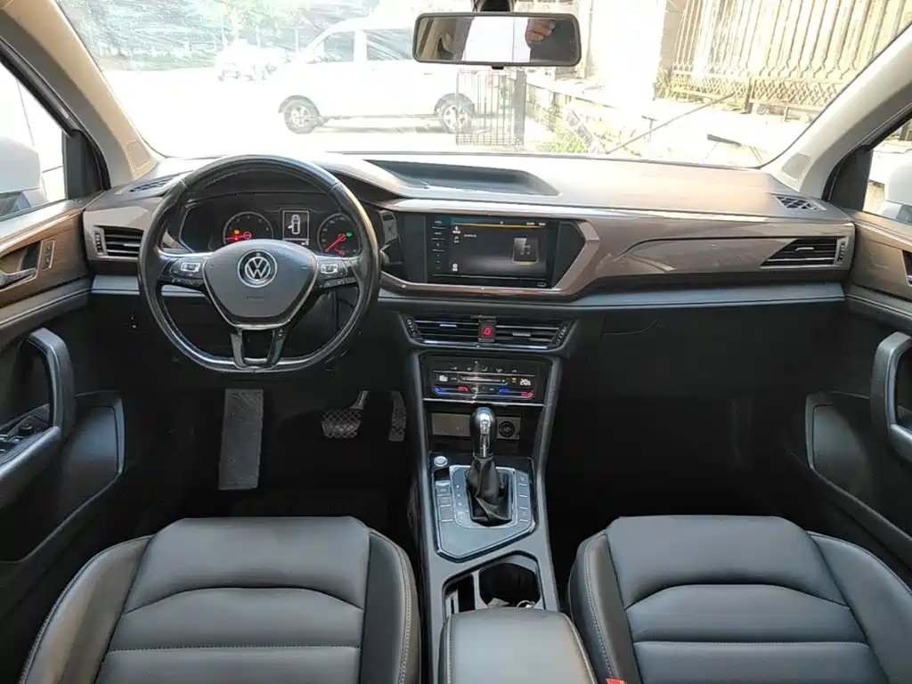 Volkswagen Tuyue 2021
