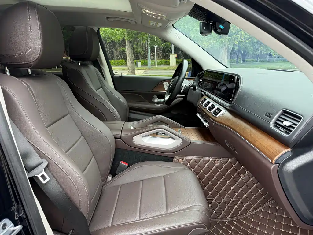 Mercedes-Benz GLS 2024 — фото 13
