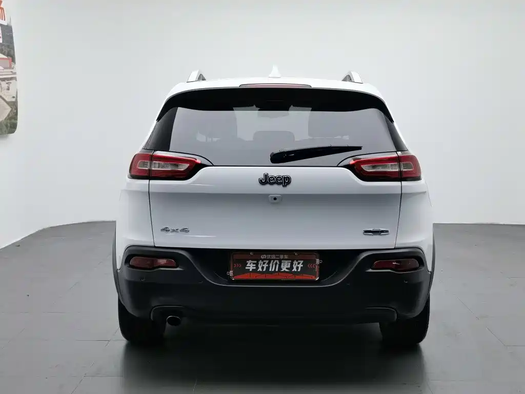 Jeep Cherokee 2014 — фото 4