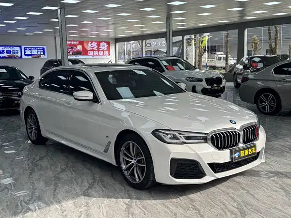 BMW 5 Series 2022