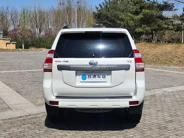 Toyota Prado 2016