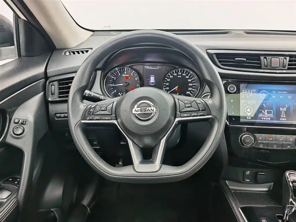 Nissan X-Trail 2017 — фото 11