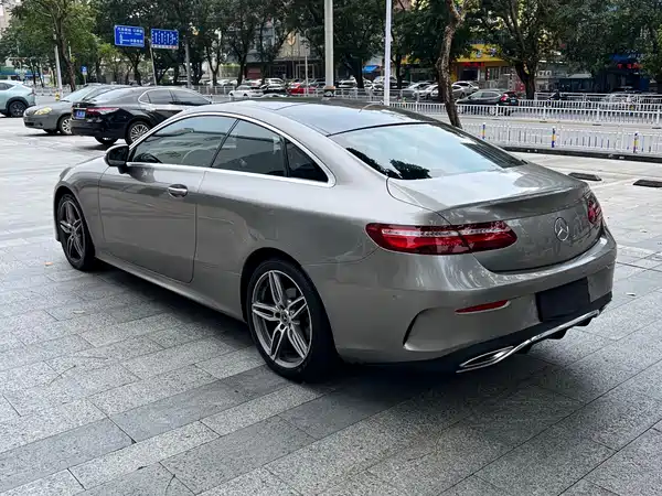Mercedes-Benz E-Class 2017