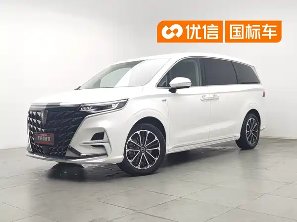 Roewe iMAX8 2024