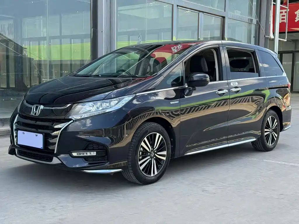 Honda Odyssey 2021 — фото 1