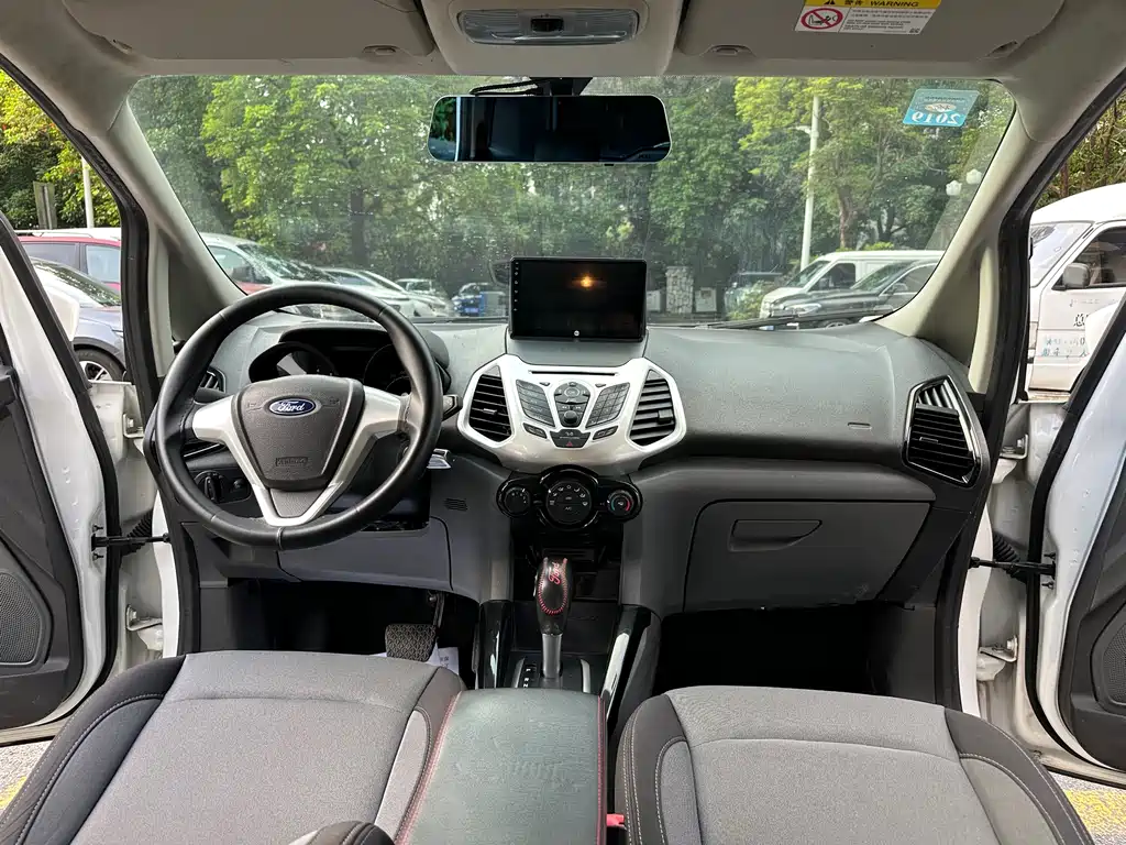 Ford Ecosport 2017 — фото 19