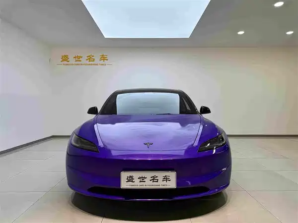 Tesla Model 3 2025