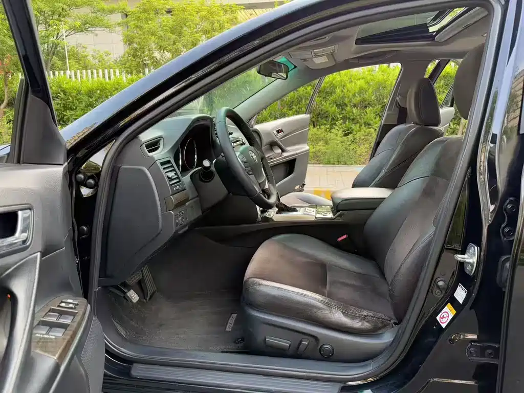 Toyota Reiz 2017