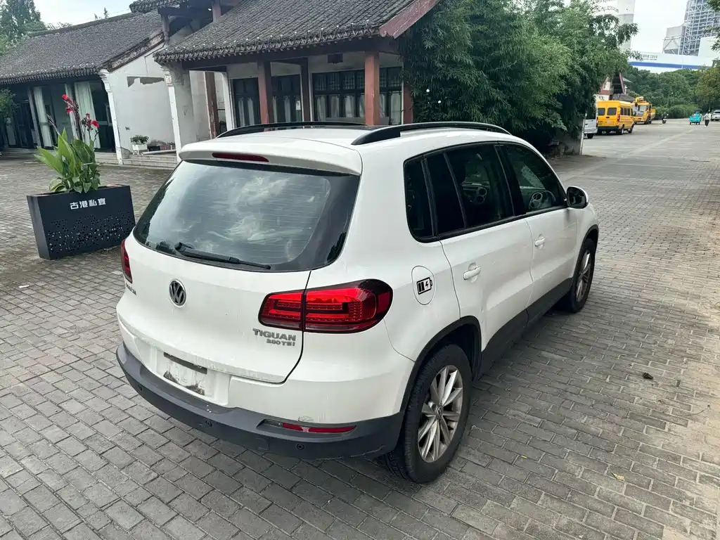 Volkswagen Tiguan 2017 — фото 4