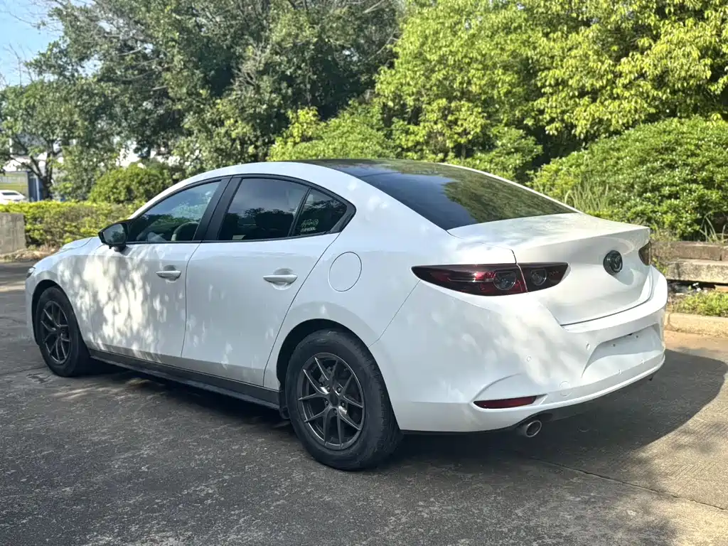 Mazda 3 Angkesela 2023