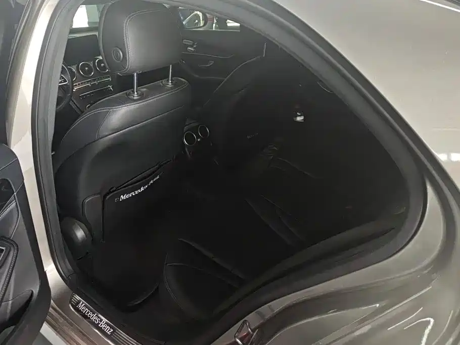 Mercedes-Benz C-Class 2019 — фото 11