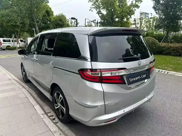 Honda Odyssey 2015
