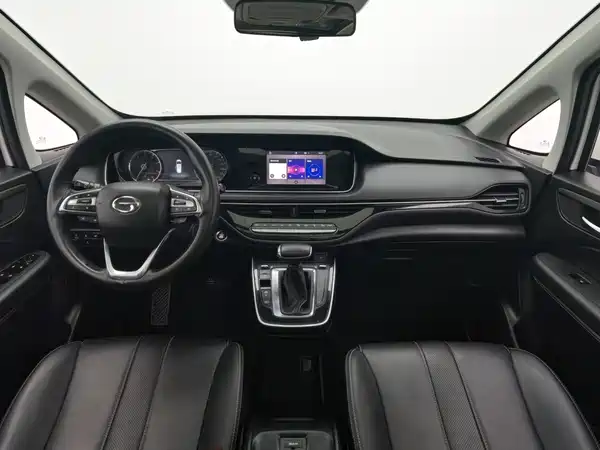 GAC Trumpchi M6 2020