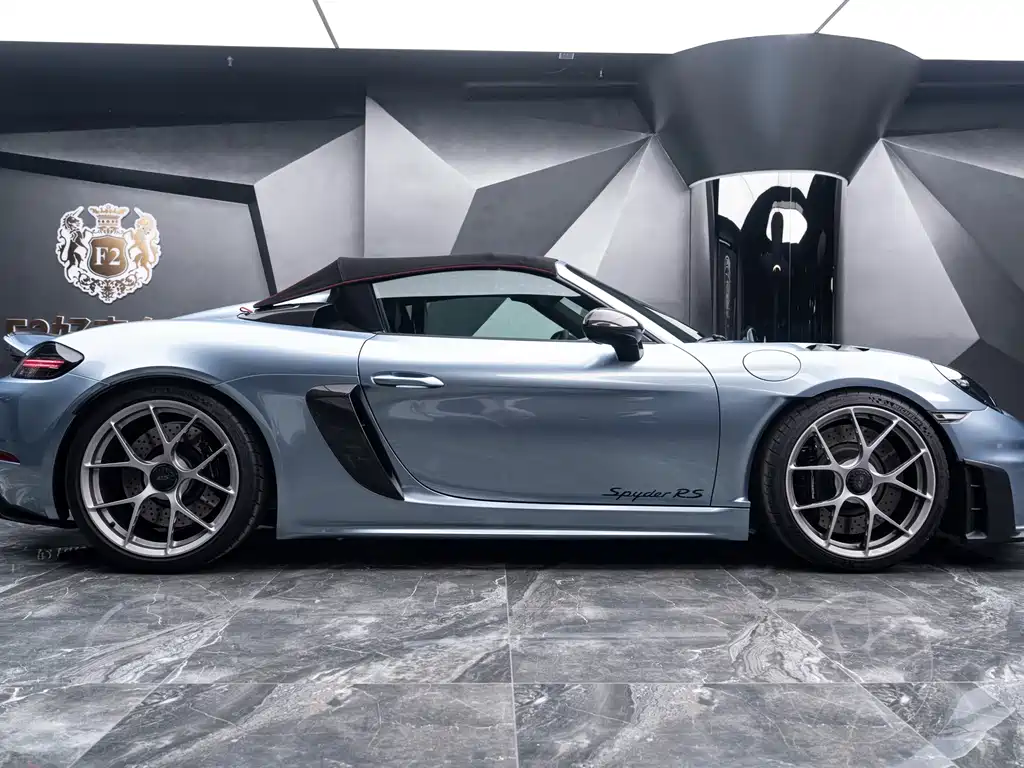 Porsche 718 2024 — фото 19