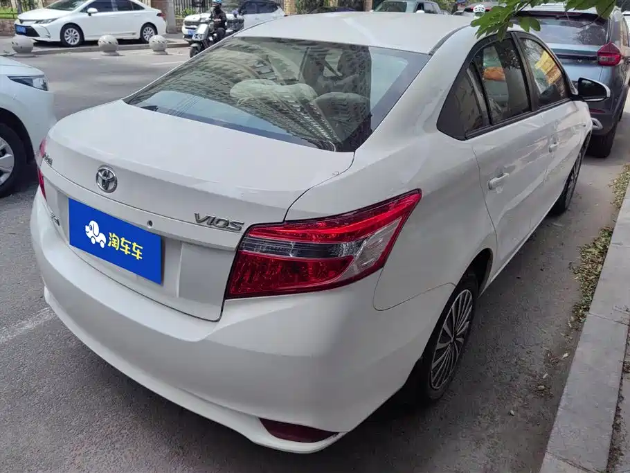 Toyota Vios 2016 — фото 3