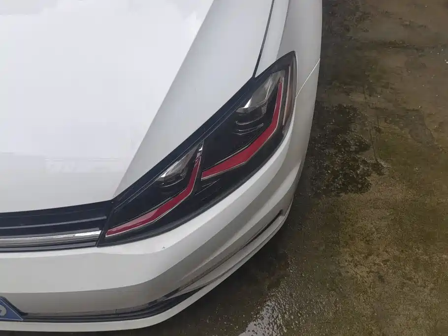 Volkswagen Golf 2020