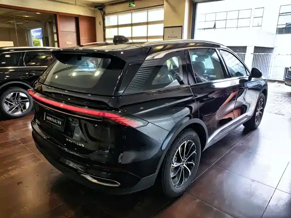 Lincoln Nautilus 2025