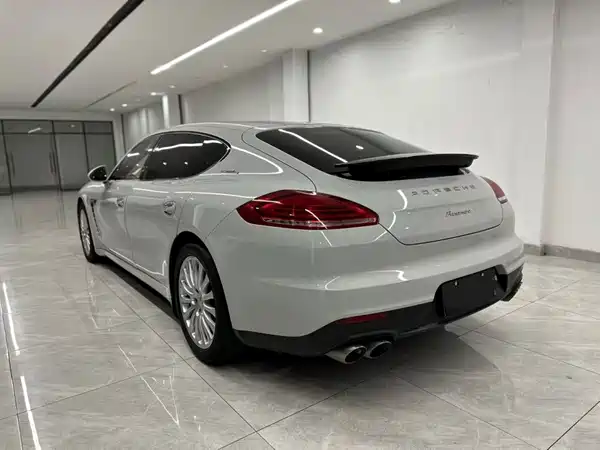 Porsche Panamera 2014
