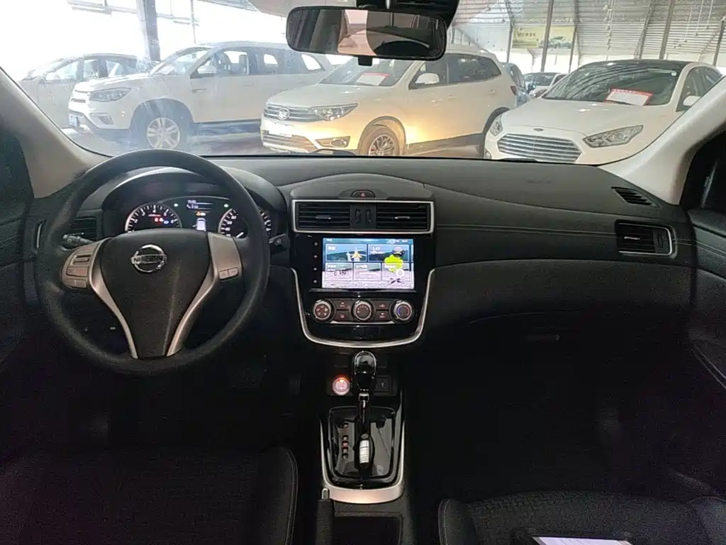 Nissan Tiida 2019
