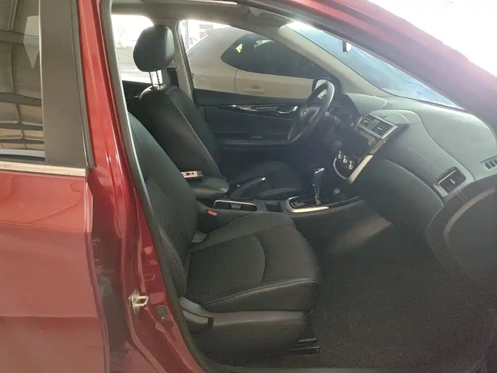 Nissan Tiida 2019 — фото 20