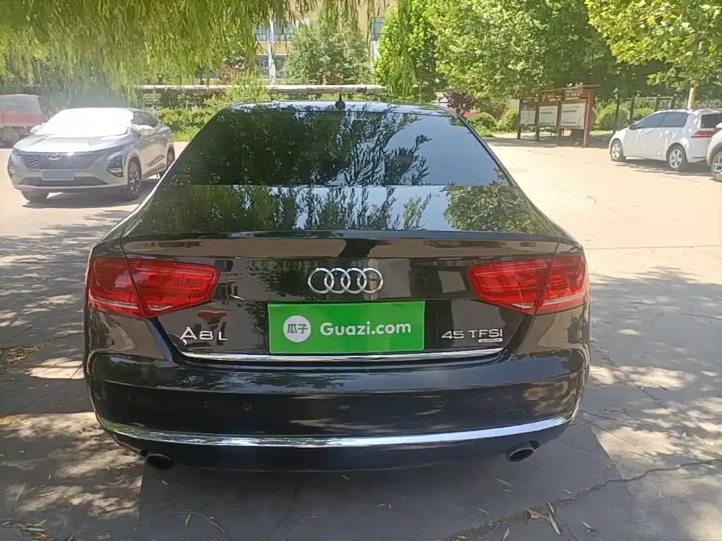 Audi A8 2014