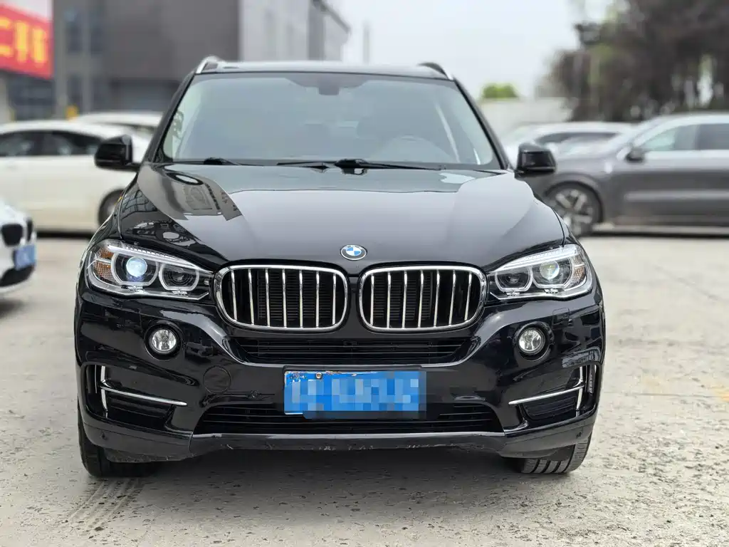 BMW X5 2018 — фото 2