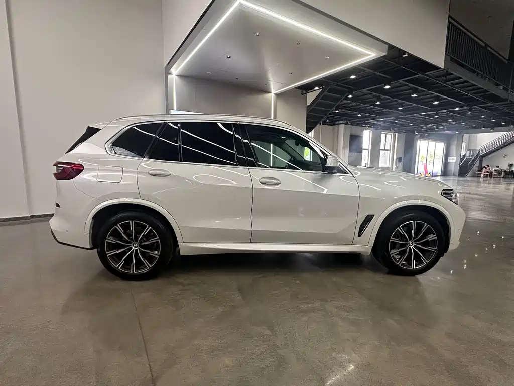 BMW X5 2019 — фото 7