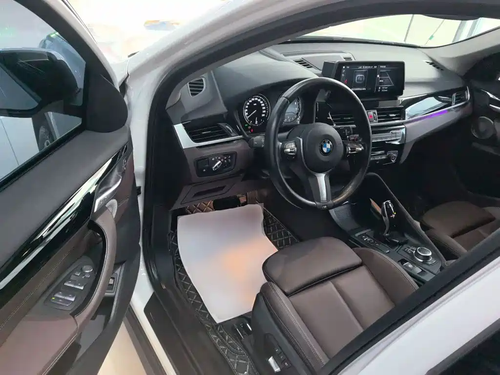 BMW X1 2022 — фото 13