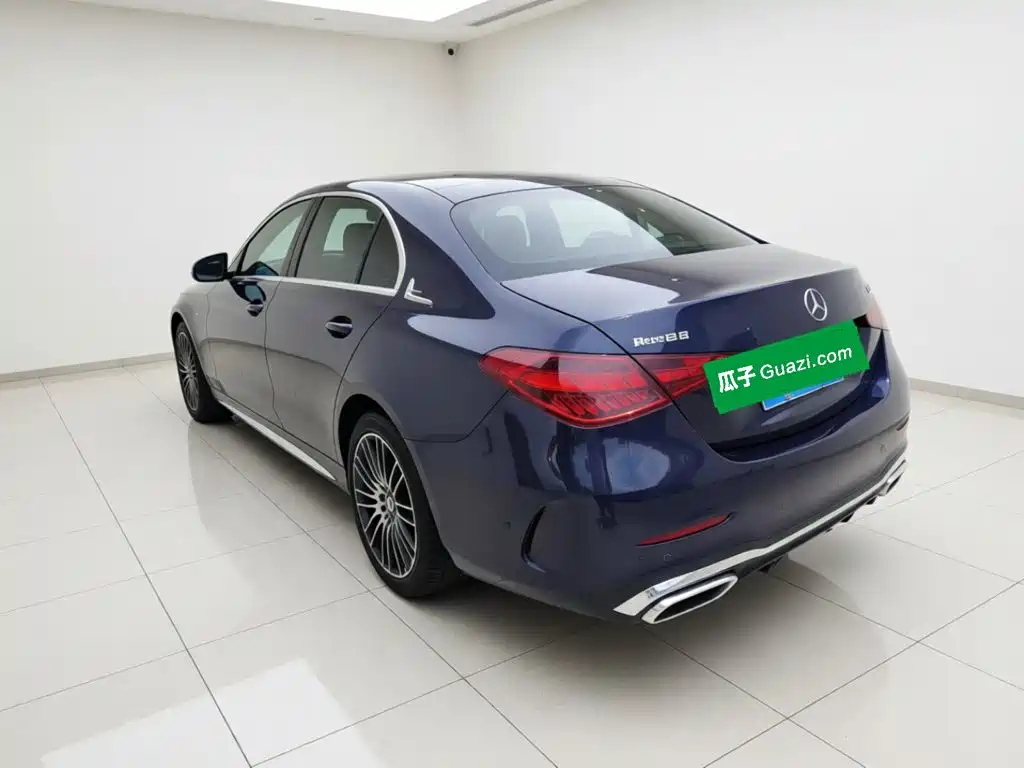 Mercedes-Benz C-Class 2023 — фото 21